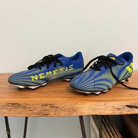 Adidas Nemeziz FxG Junior 'Royal Blue/Solar Yellow' Soccer Cleats Size 3 - Picture 2 of 6